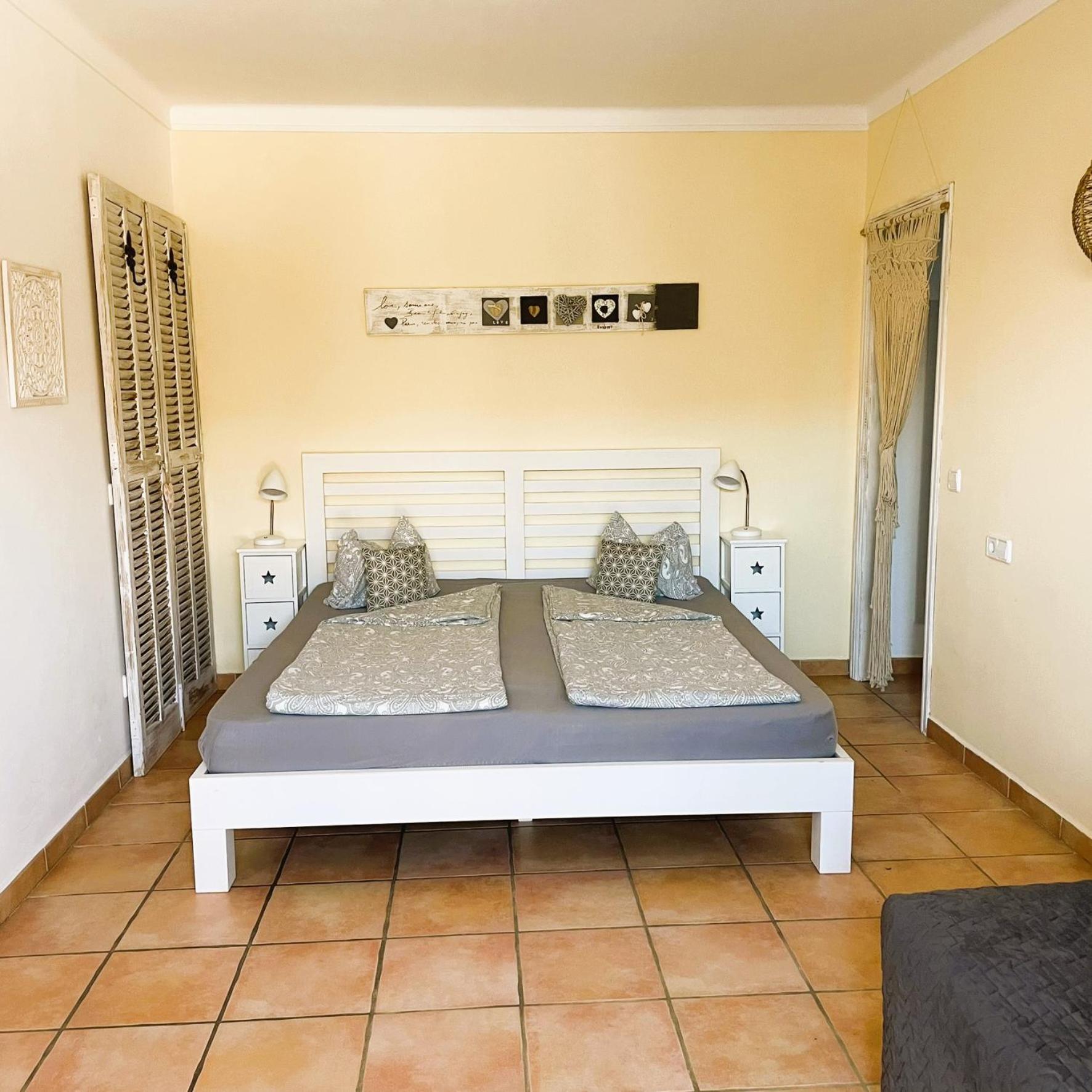 Agroturismo S Hort De Can Carrio Ag226 Ses Salines  Dış mekan fotoğraf